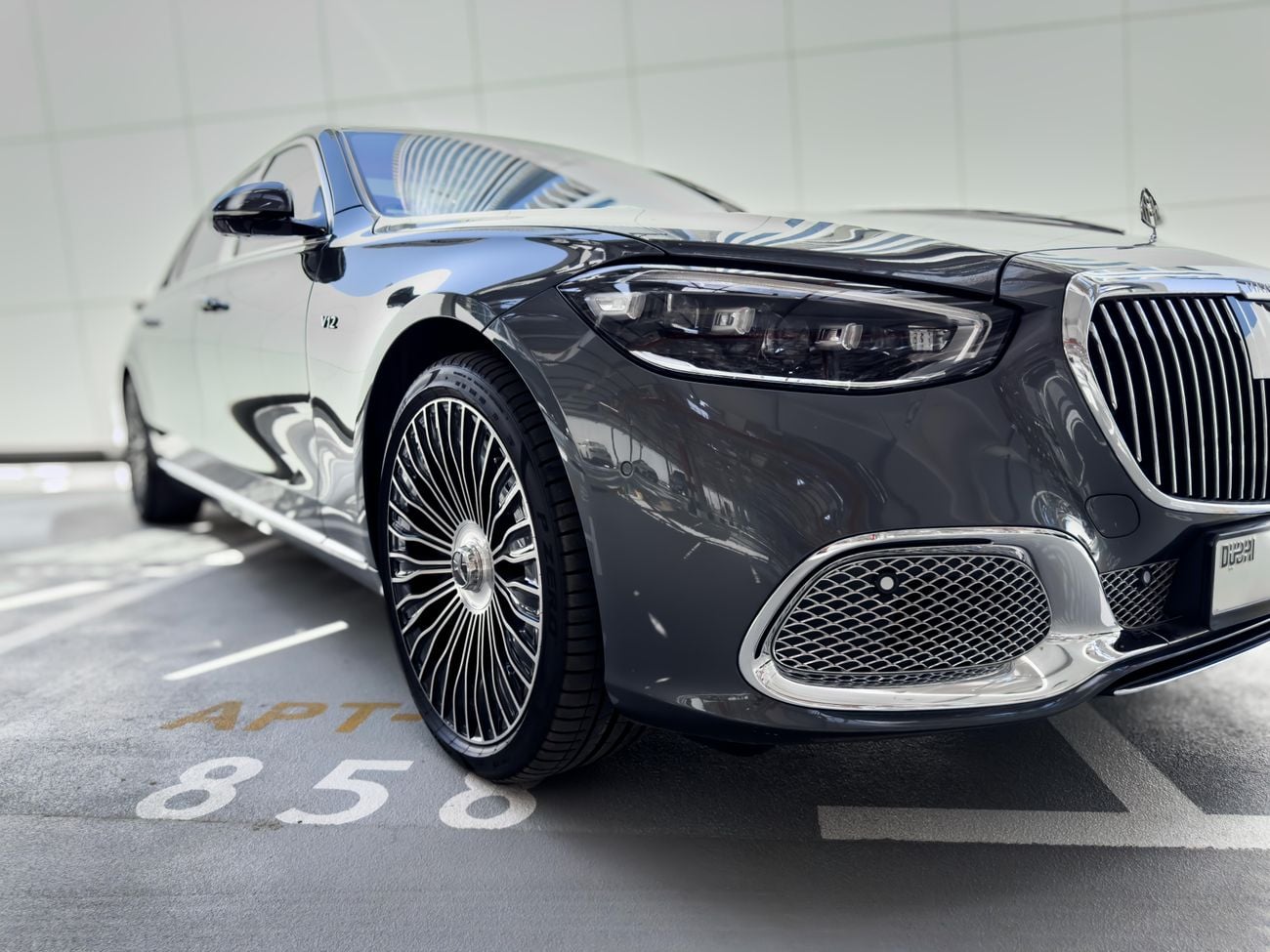 Mercedes Maybach S680 Maybach