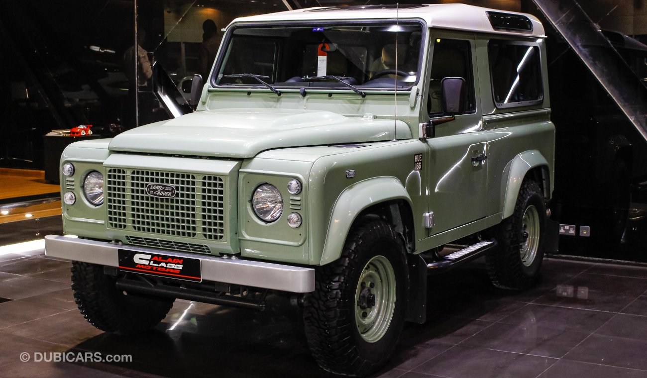 Land Rover Defender Heritage Edition