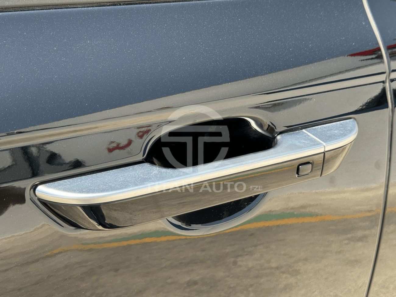 Kia Carnival KIA CARNIVAL 1.6L  HYBRID 2025 MODEL