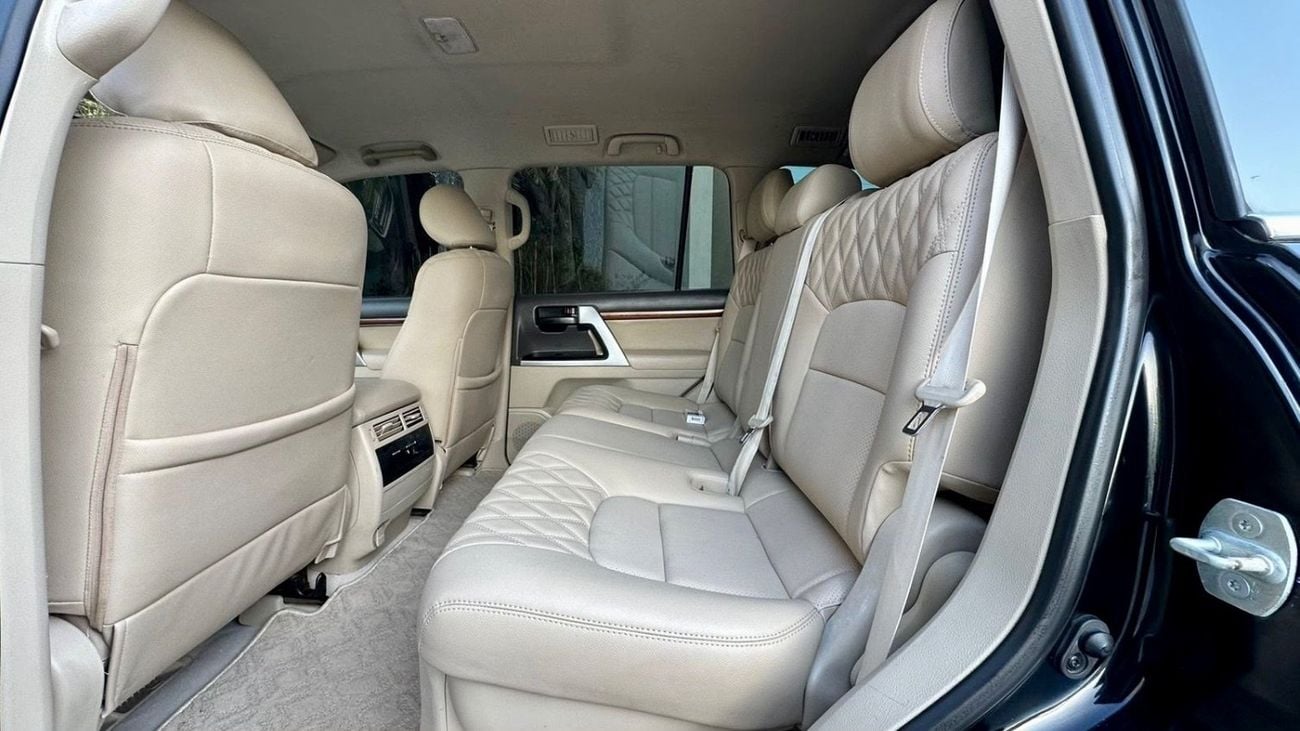 Toyota Land Cruiser GXR
