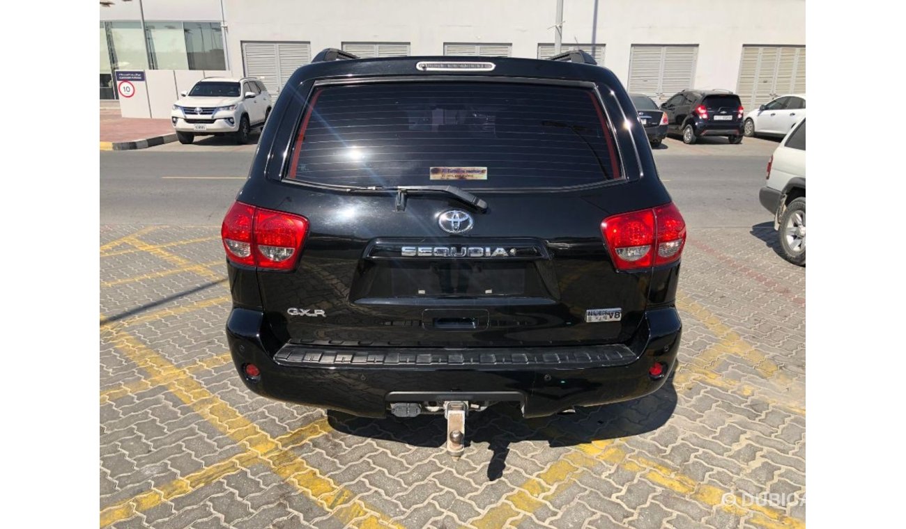 Toyota Sequoia