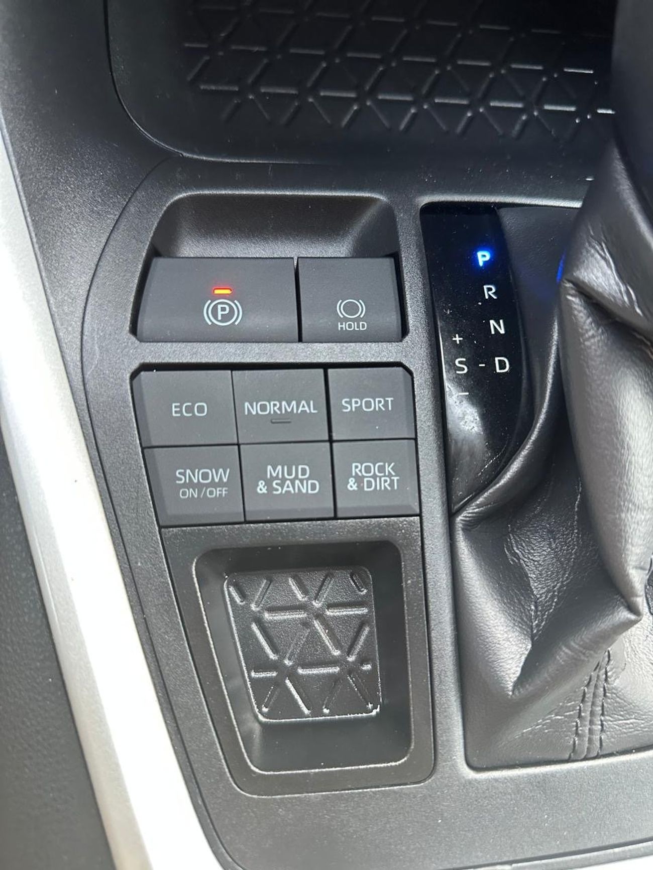 Toyota RAV4 RAV4 xle 4x4 AWD Full option