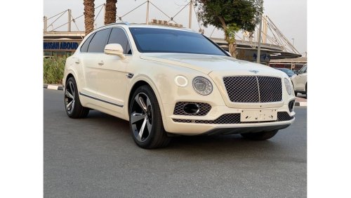 Bentley Bentayga Signature GCC SPEC NEAT AND CLEAN