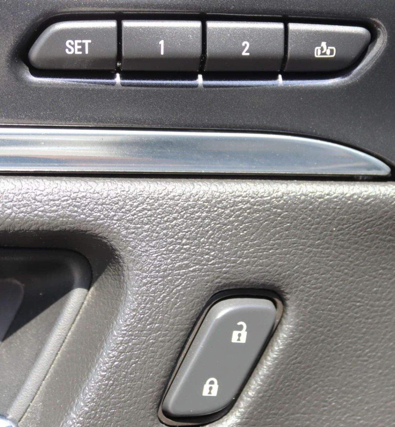 شيفروليه إمبالا Chevrolet impala V6 2019 full option GCC accident-free in excellent condition, 1345 pm