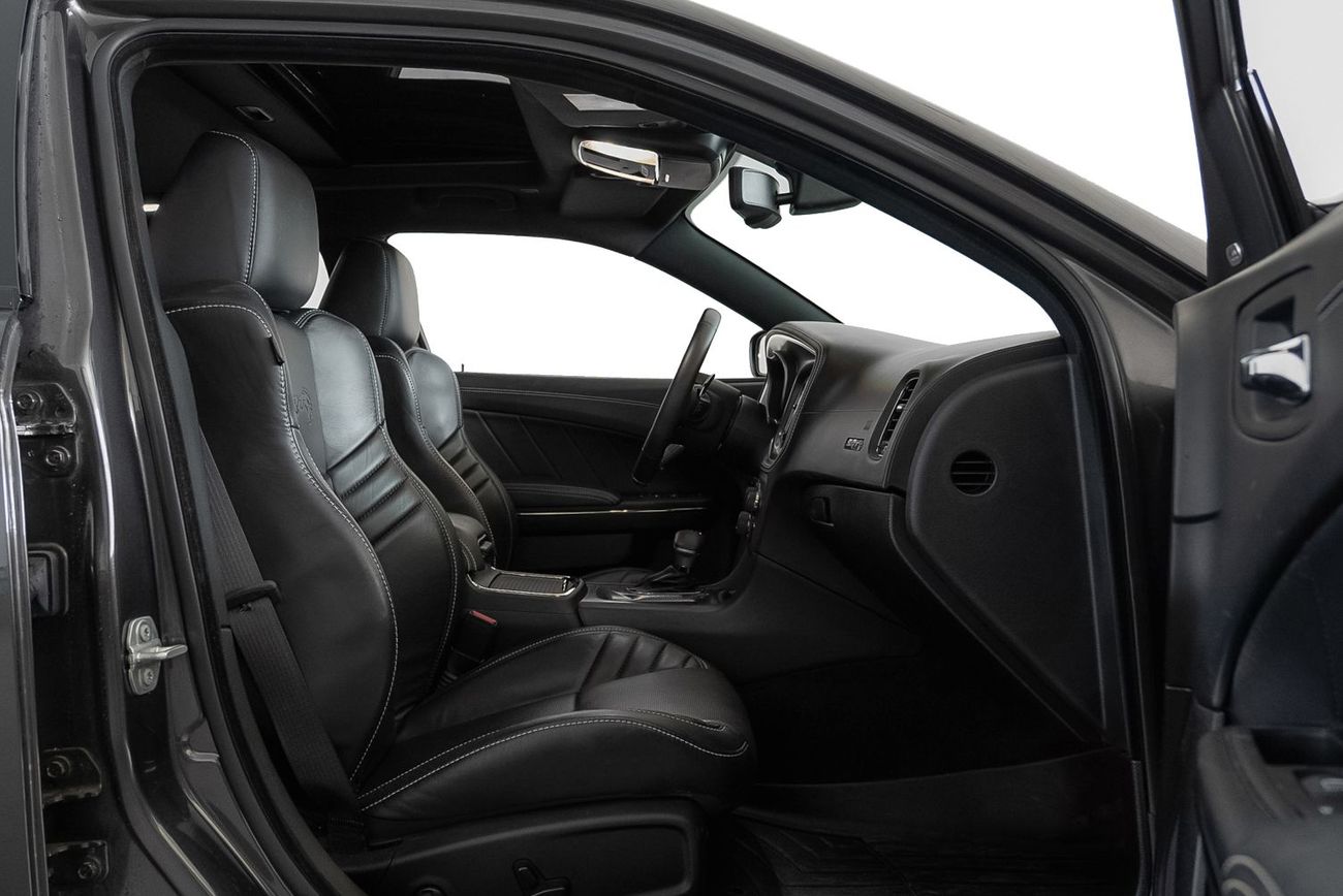 Dodge Charger SRT Hellcat 6.2L (707 HP)