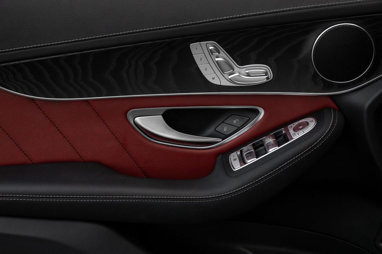 مرسيدس بنز GLC 200 GLC 200 Coupe | 3,682 P.M | 0% Downpayment | Immaculate Condition!