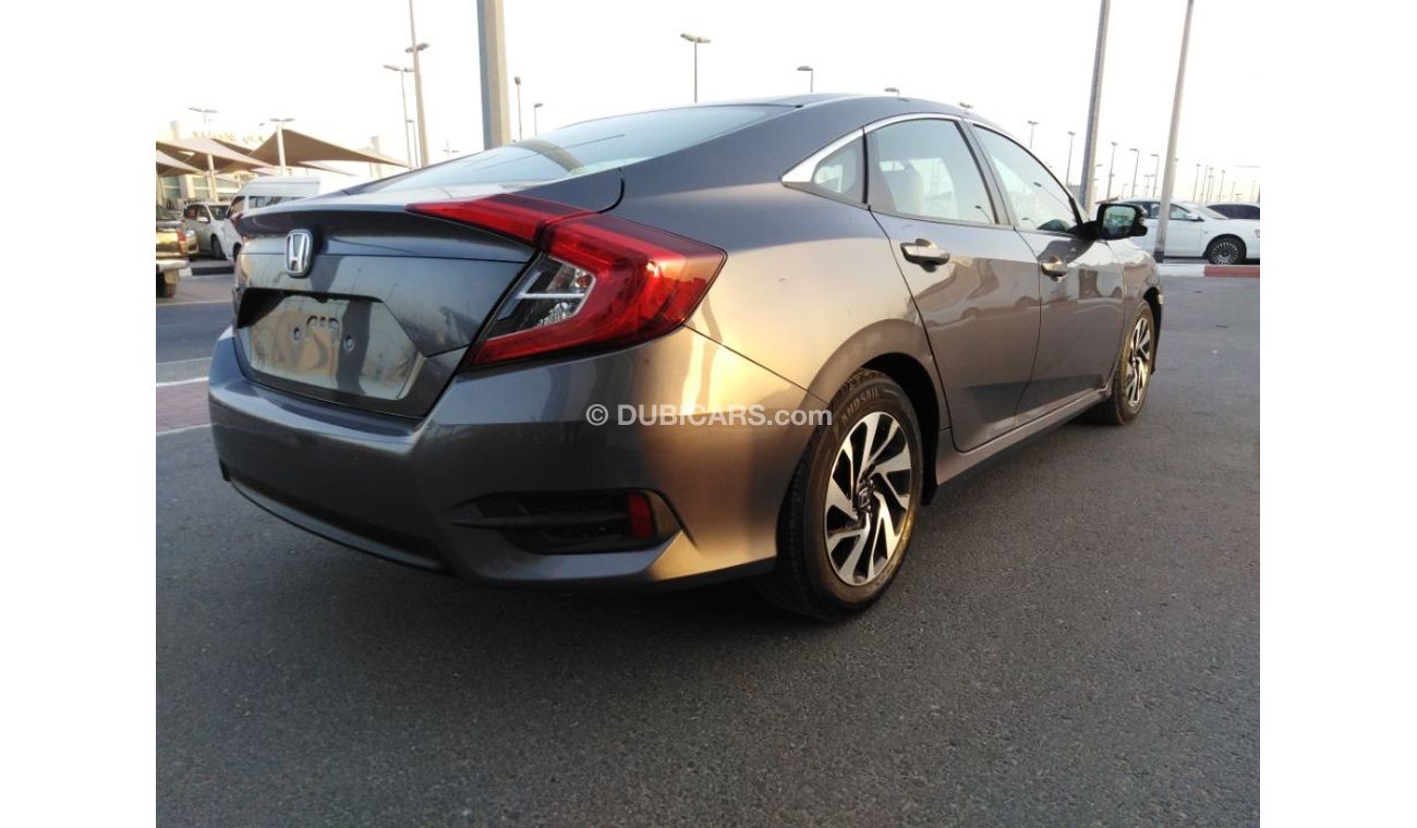 هوندا سيفيك Honda civic 2016 gcc full otion very celen car