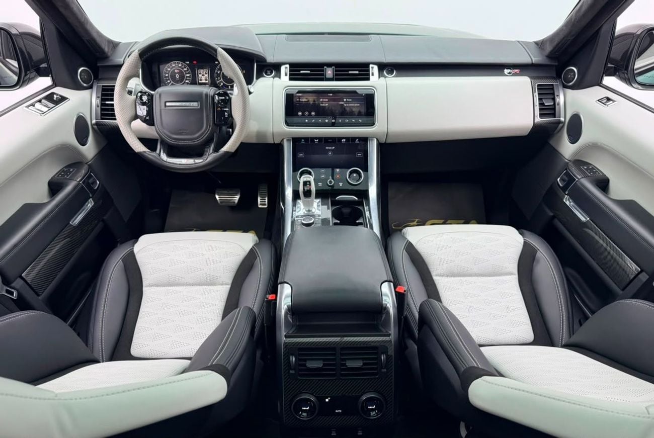 Land Rover Range Rover Sport SVR 2018 Range Rover Sport , Carbon Fiber Package, Fully Loaded, Excellent Condition, GCC