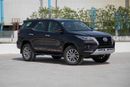 Toyota Fortuner 2023 Toyota Fortuner 4.0 Adventure - Phantom Brown inside Black