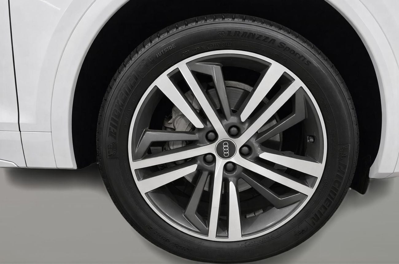 Audi Q5 2025 | AED 2614/Month | 0 DP | 30 Day Return | Warranty | Service History