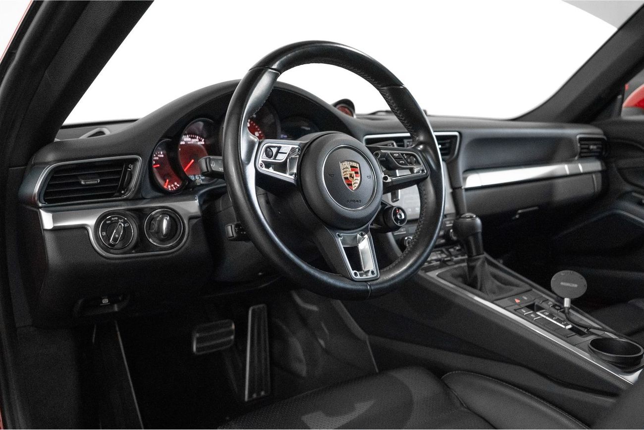 Porsche 911 Carrera 3.6L Coupe