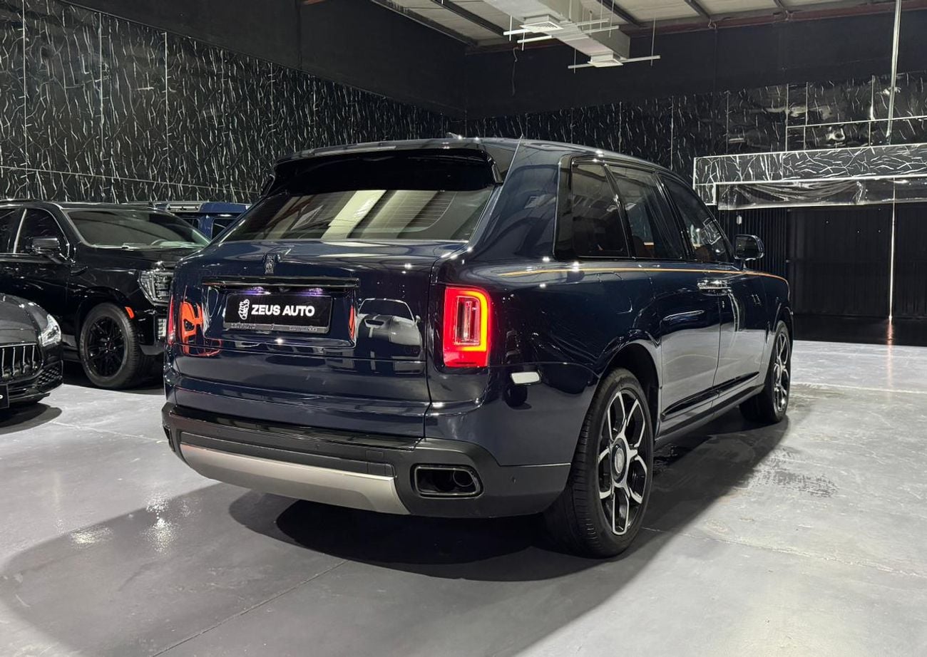 Rolls-Royce Cullinan Black Badge,6.75L,V12,8 -Speed Automatic,AWD