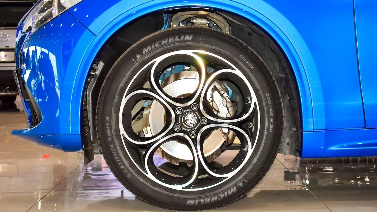 Alfa Romeo Stelvio VELOCE 0% DP |AED 1,792/Month | | Veloce | | Gargash Warranty and Service