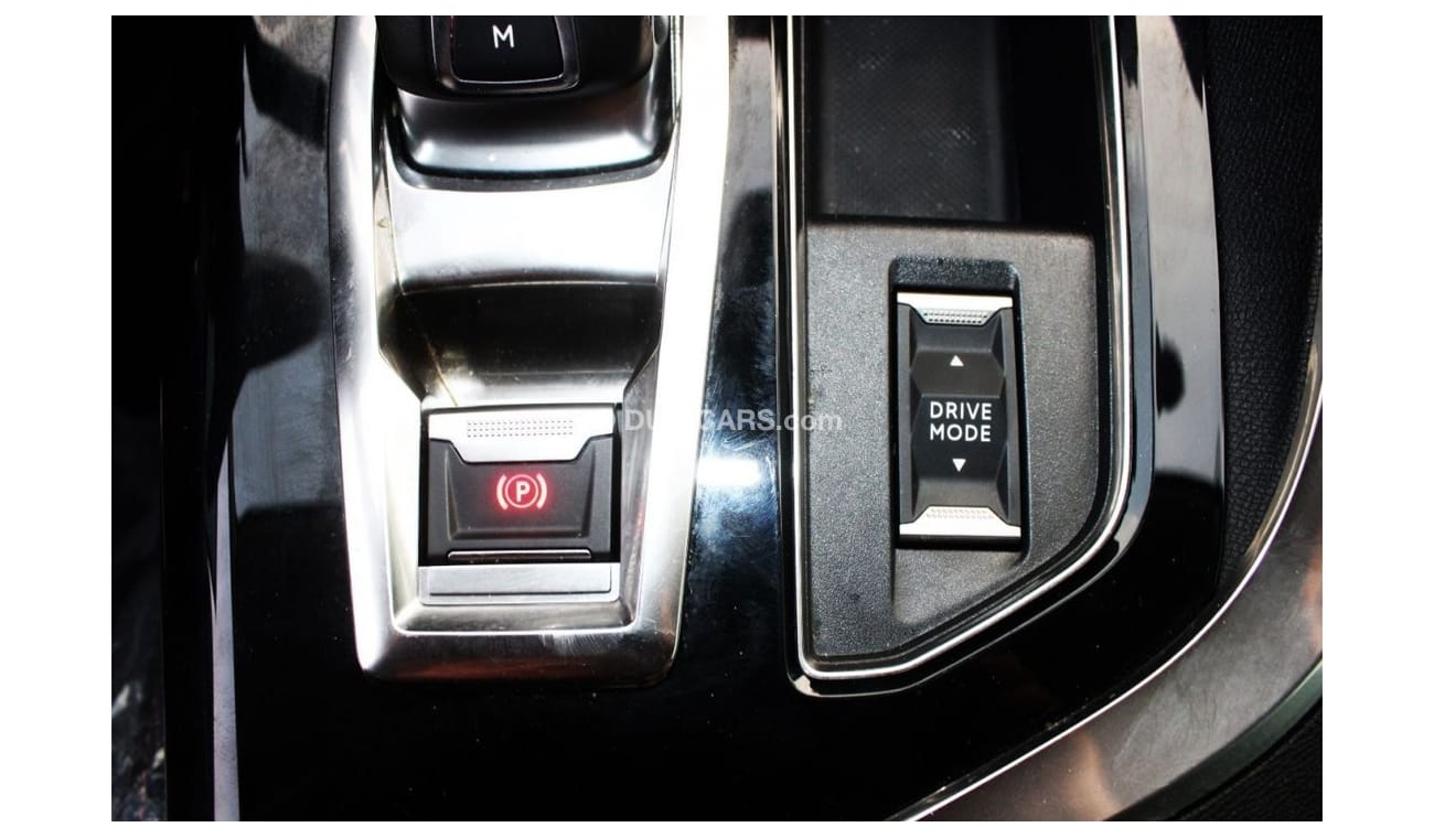 Peugeot 3008 Peugeot 3008 2023 Gulf in excellent condition