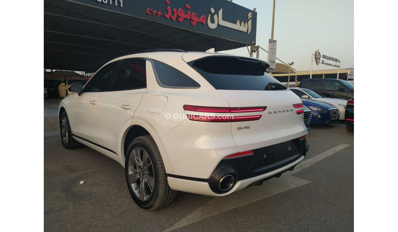 جينيسس GV70