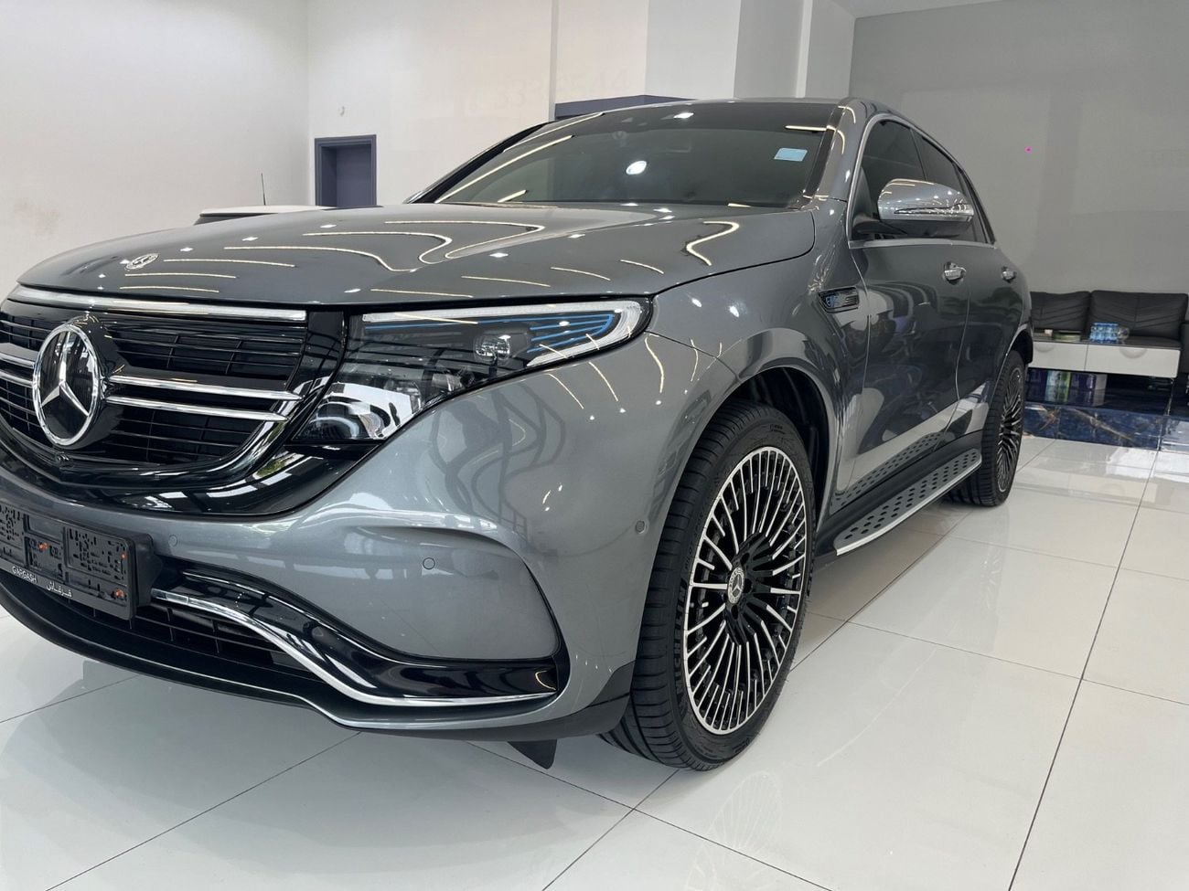 مرسيدس بنز EQC 400 PREMIUM