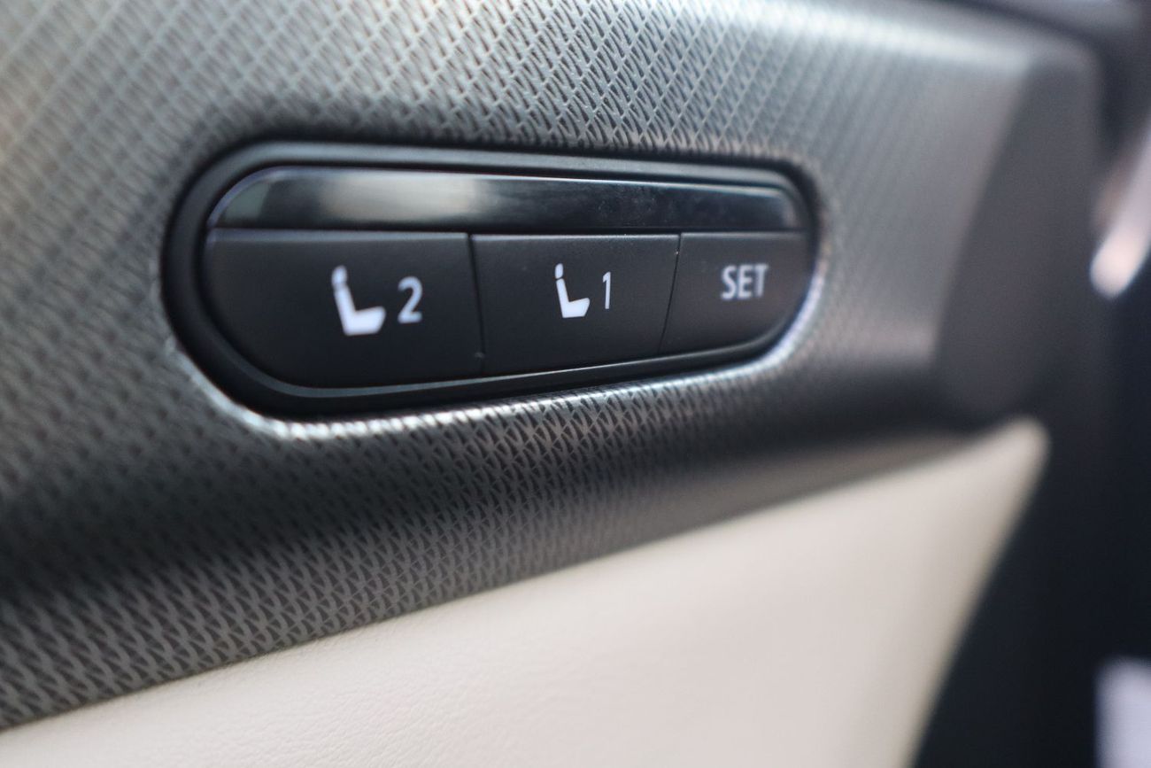 إنفينيتي QX60 3.5L Sensory