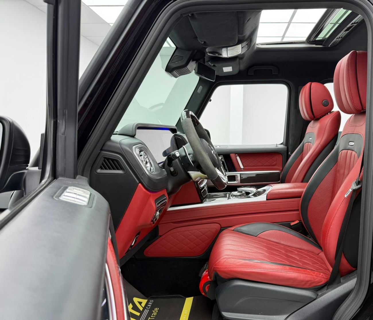 Mercedes Benz G63 AMG 4MATIC SUV 2022 Mercedes-AMG G63 ,Gargash Warranty+Service Contract+Full Service History ,GCC