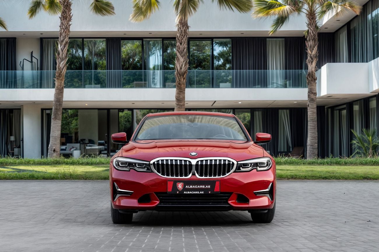 بي أم دبليو 330i 330i | 1,900 P.M | 0% Downpayment | FULL BMW HISTORY!