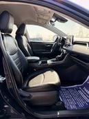 Toyota RAV4 XLE 2.5 L AWD leather seats, push start 2024