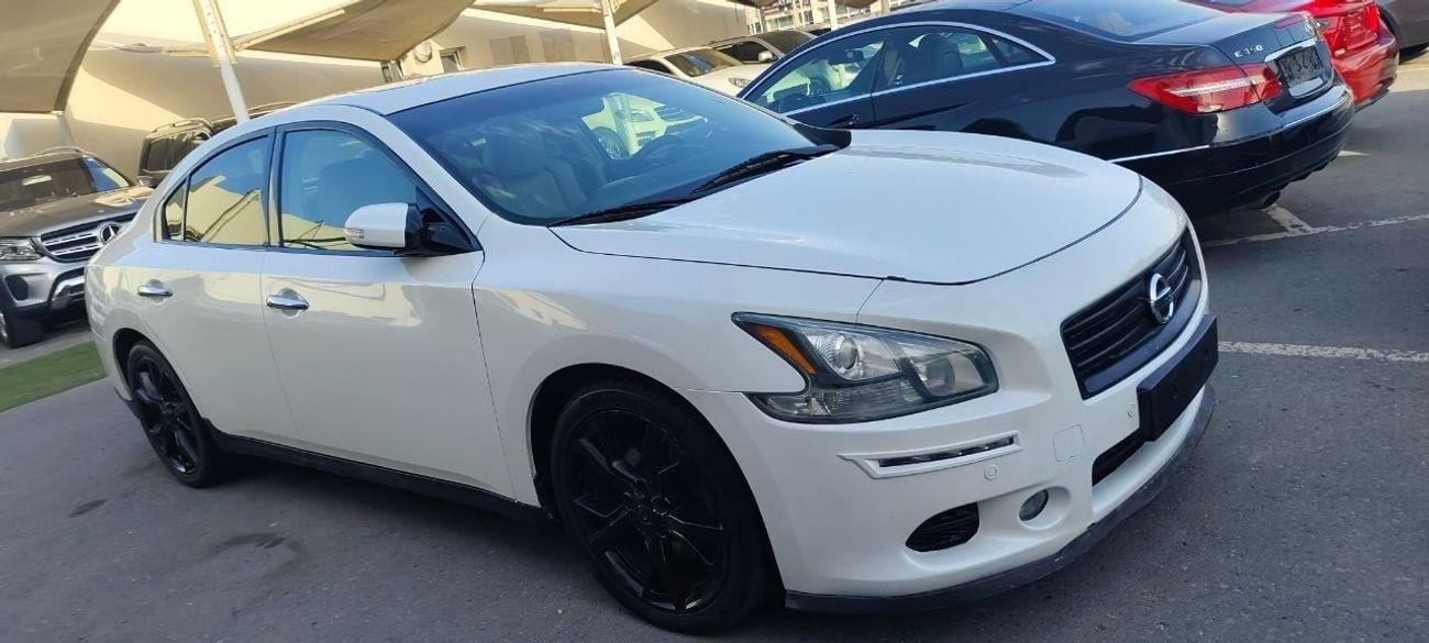 Nissan Maxima Maxima