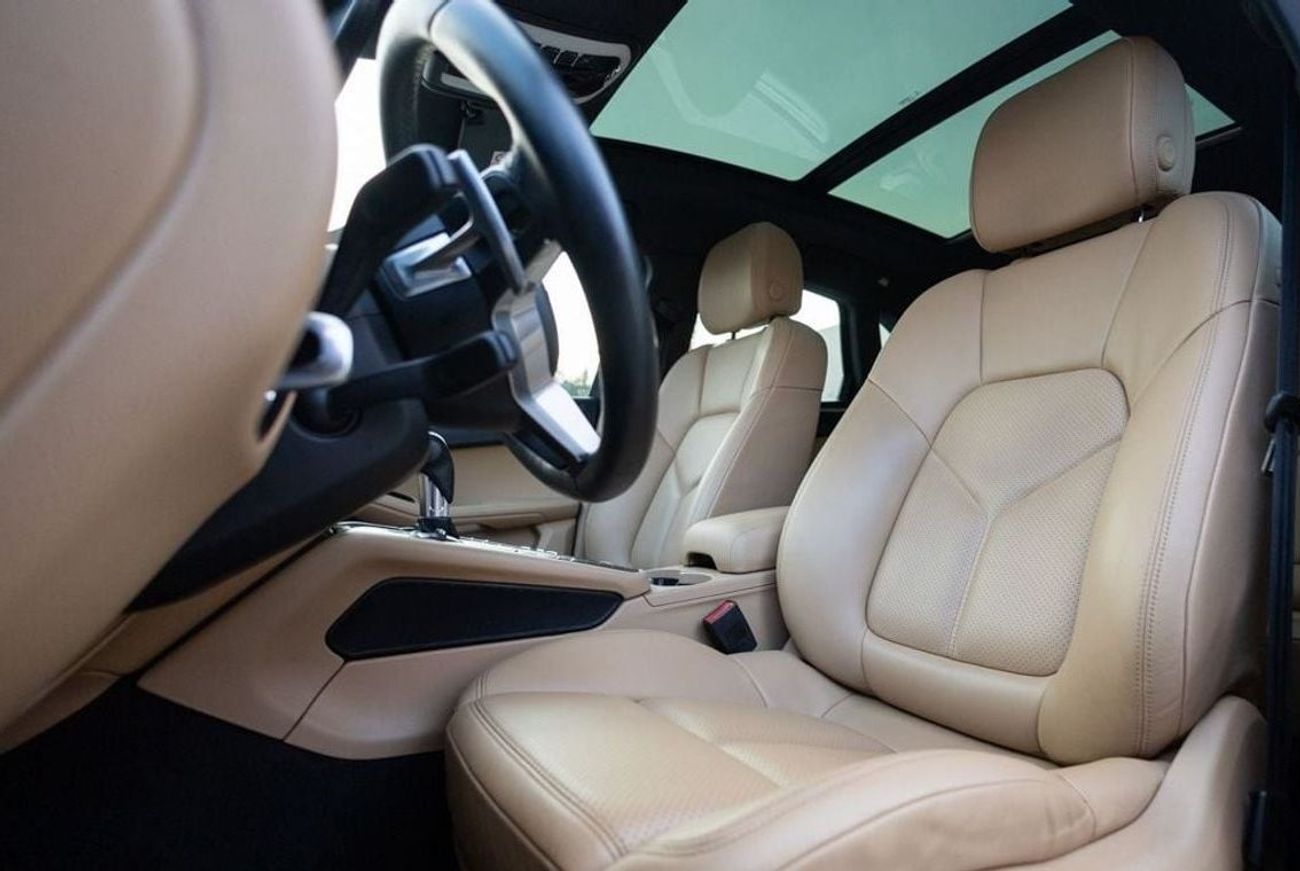 Porsche Macan Std 2.0L (252 HP) Porsche Macan 2018 GCC under Warranty with Flexible Down-Payment.