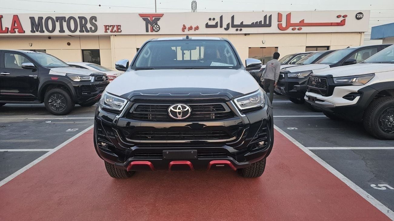 Toyota Hilux SR5 (NON GCC) TOYOTA HILUX 4.0 FENDER BLACK 2026