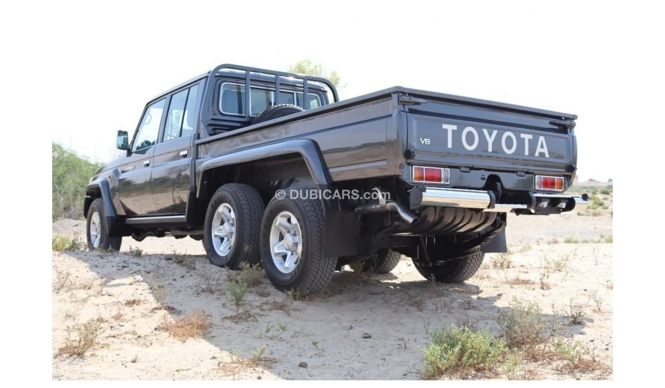 تويوتا لاند كروزر بيك آب 6X6 تويوتا لاند كروزر بيك أب 4.5 لتر