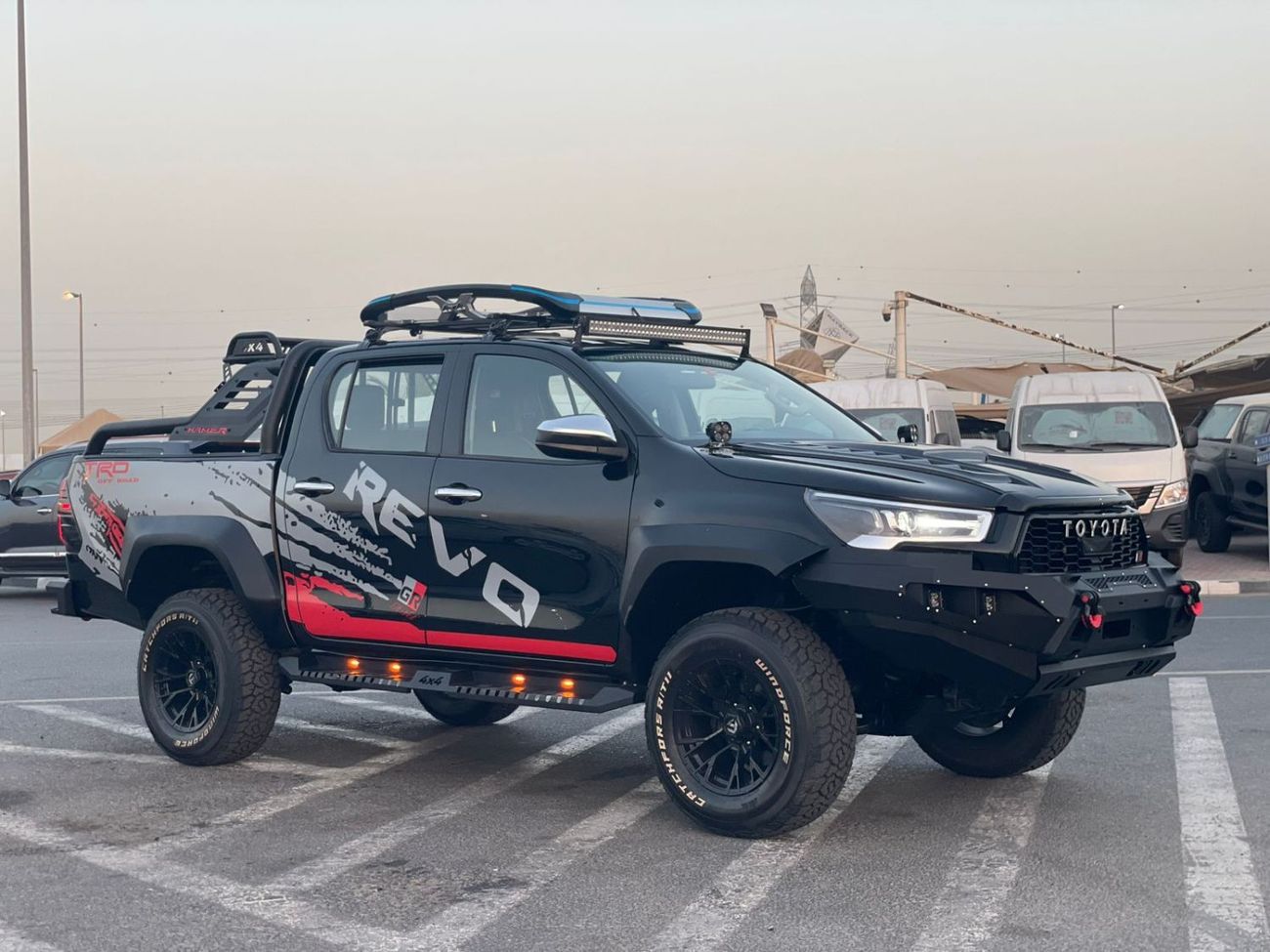 تويوتا هيلوكس 