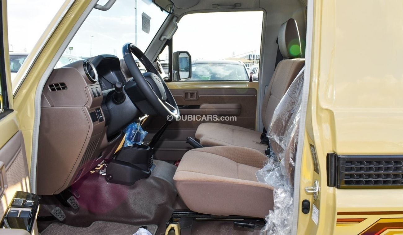 Toyota Land Cruiser Pick Up TOYOTA LAND CRUISER | PETROL SINGLE CABIN M/T | 4.0L V6 | 2024