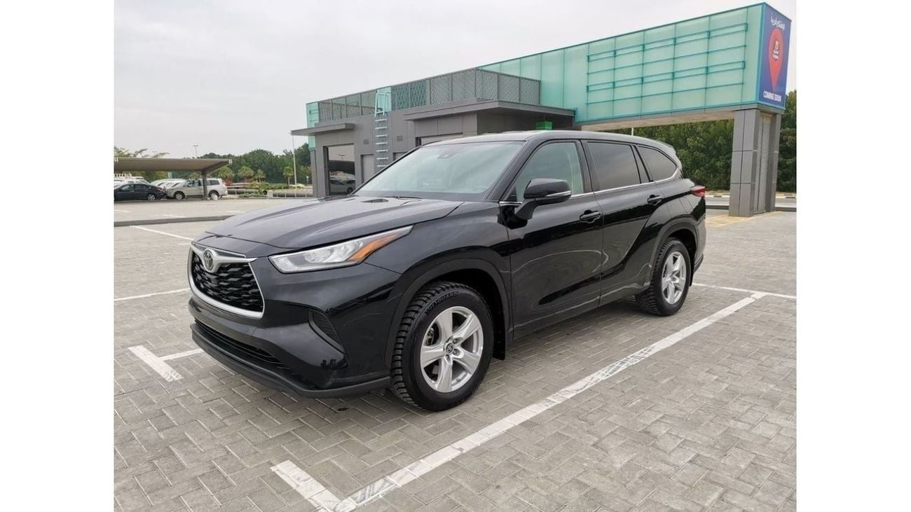 Toyota Highlander Toyota Highlander LE - 2022 - Black