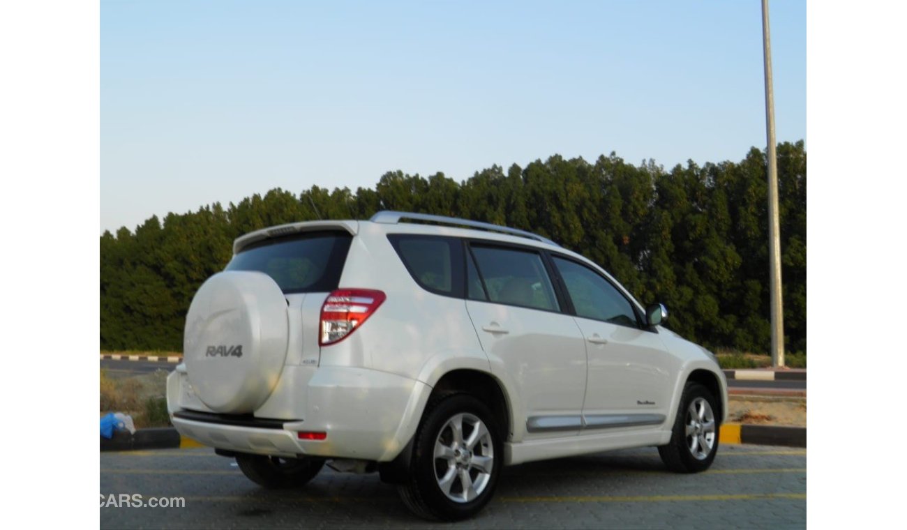 Toyota RAV4 2012 ref#776