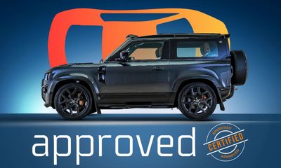 Land Rover Defender 90 S P400 3.0L URBAN Widetrack | Special Offer | AED 4,423 PM | 22in WX-2, LED Lightbar |