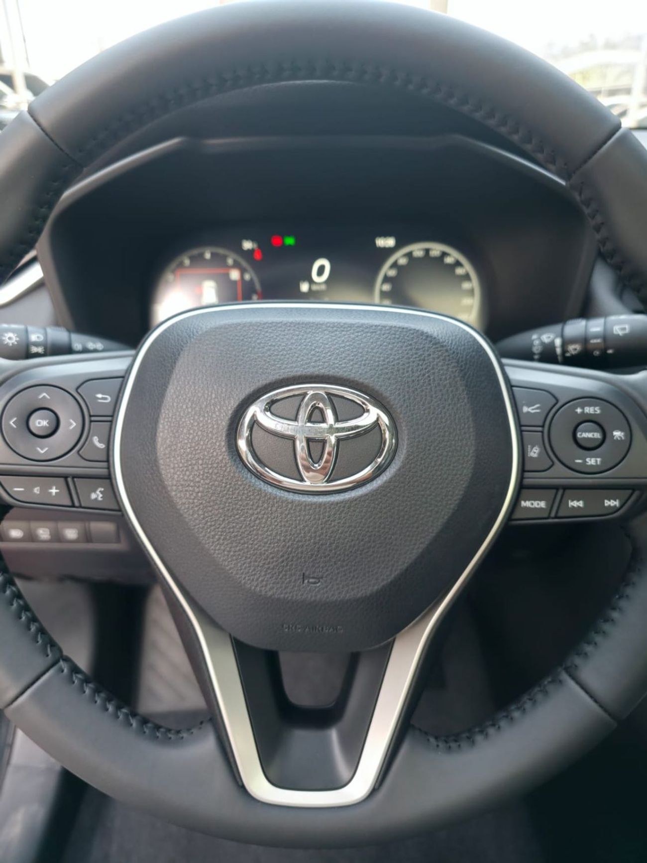 تويوتا راف ٤ 2.5L Adventure