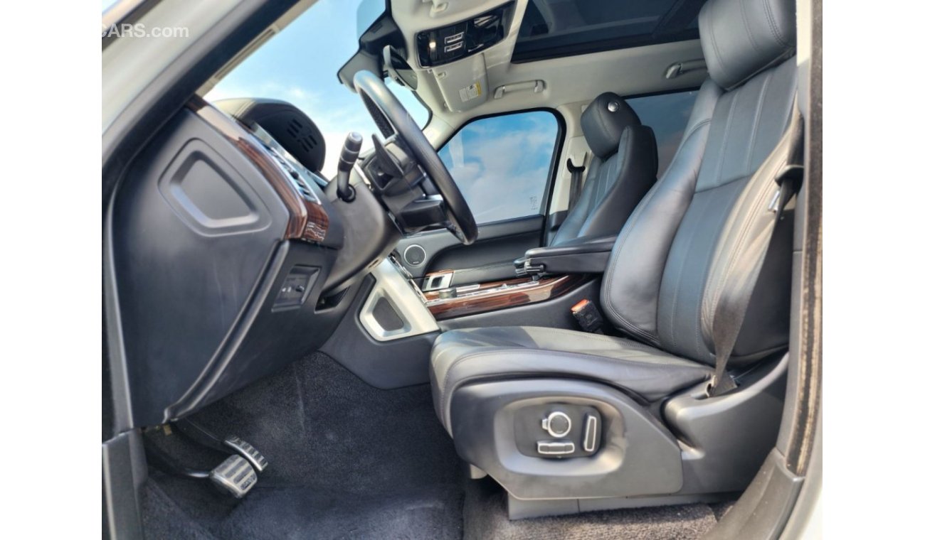 Land Rover Range Rover facelifted