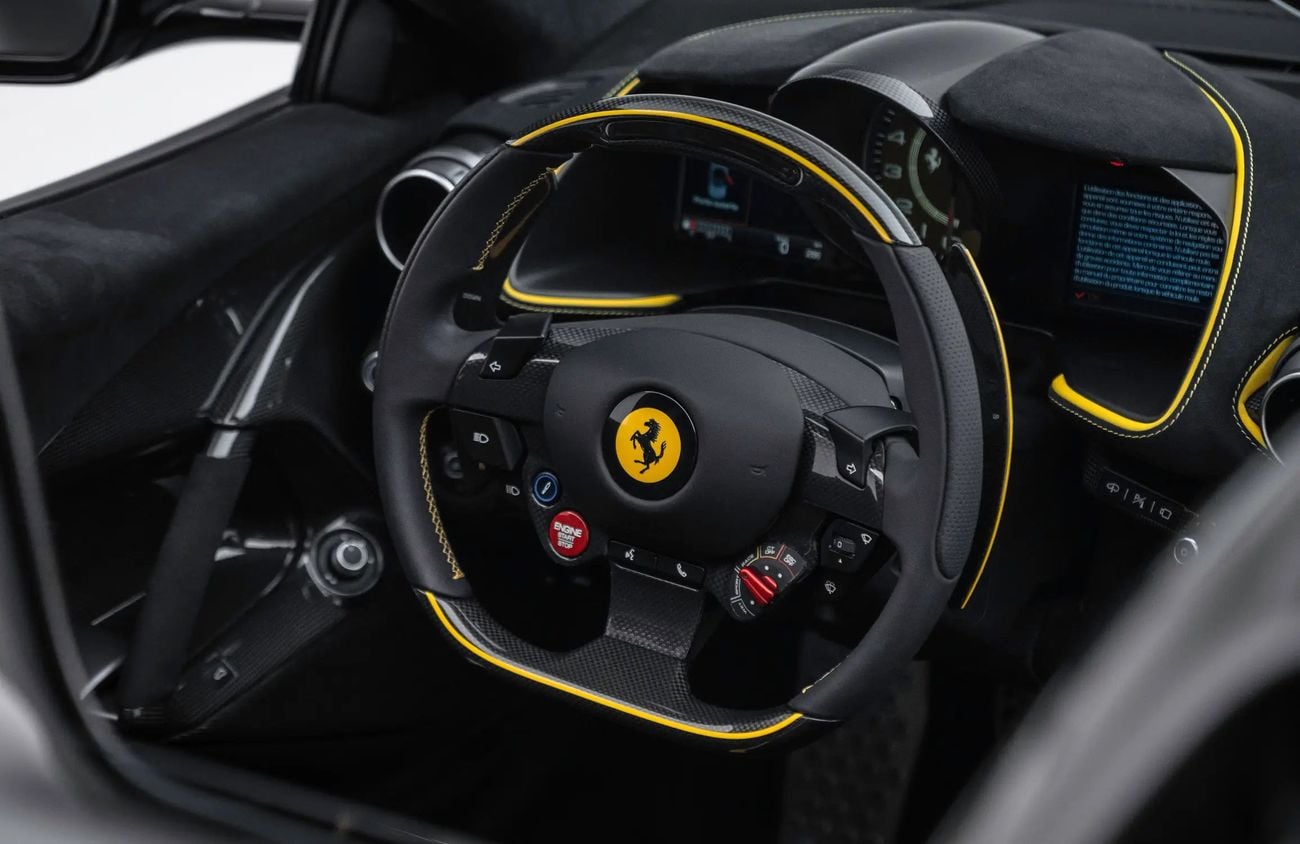 فيراري 812 كومبيتيزون 6.5L V12 Naturally Aspirated Engine