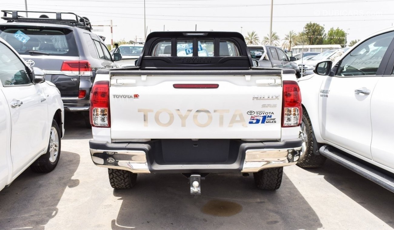 Toyota Hilux SR5 2.8 D4D Clean Car