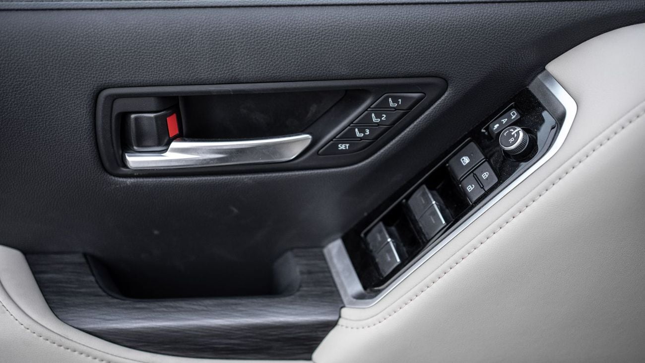 تويوتا لاند كروزر 2026 Toyota Land Cruiser 300 VXR 3.5L AT Hybrid (Bronze-Beige)