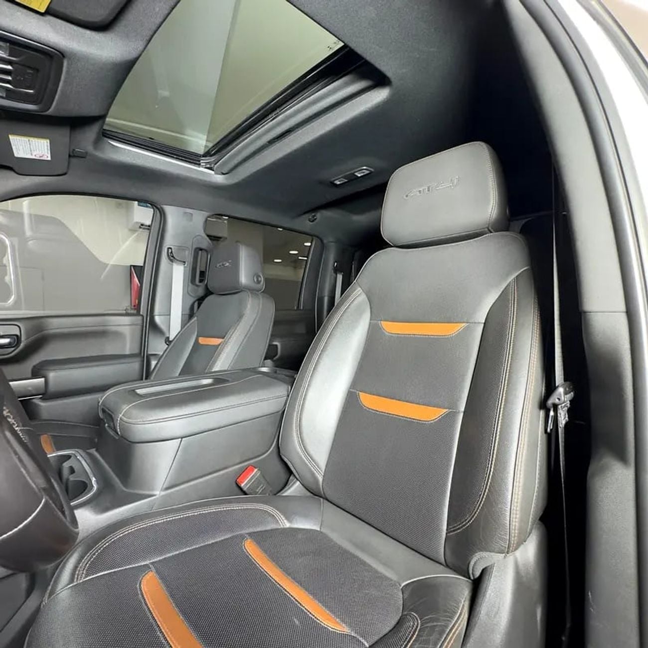 GMC Sierra 2500 HD Denali 6.0L Single Cab Utility RWD 2500 HD AT4 - DIESEL