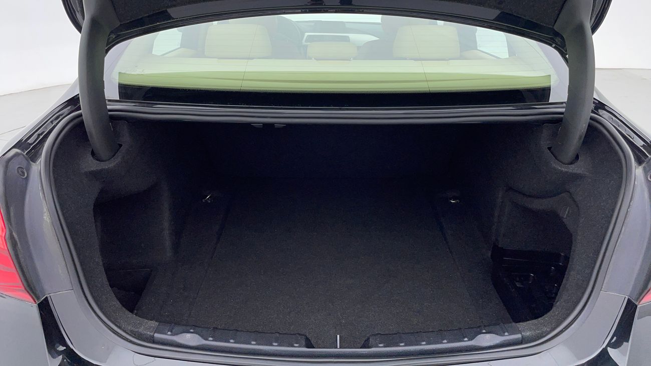 BMW 320i EXECUTIVE 2 | Zero Down Payment | Free Home Test Drive