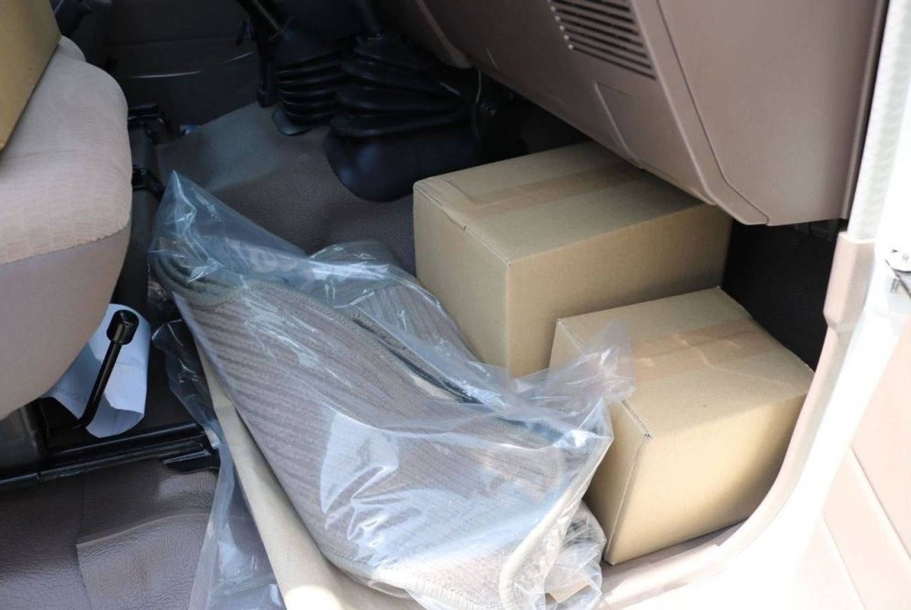 Toyota Land Cruiser Pick Up DC LOWEST PRICE 2022 | LC 79 D/C PICKUP DSL 4.5L V8 WITH POWER WINDOWS EXPORT ONLY