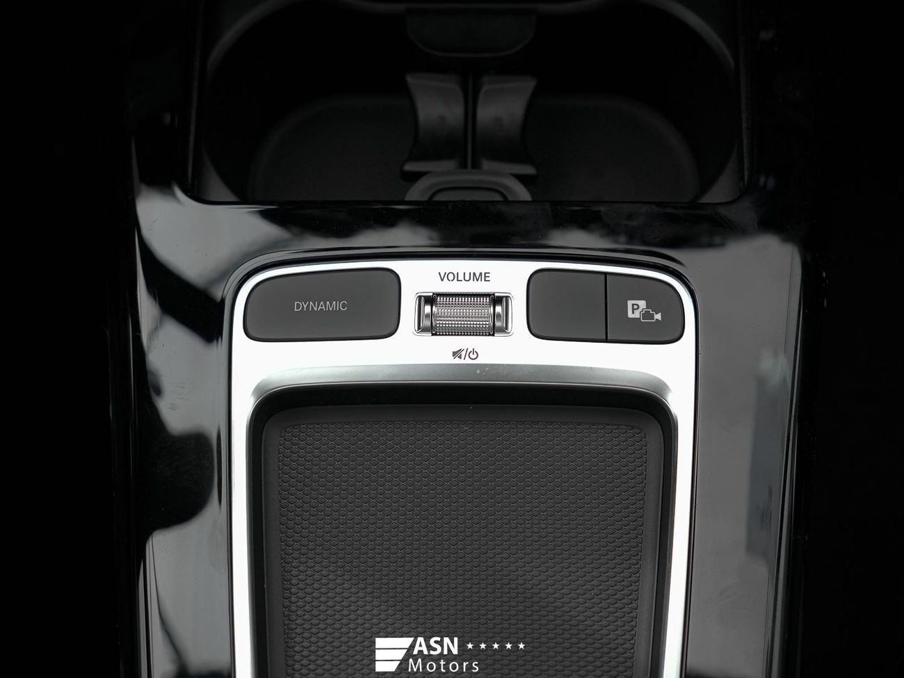 مرسيدس بنز A 200 L 1.3 Turbo 2025 (Export Price)