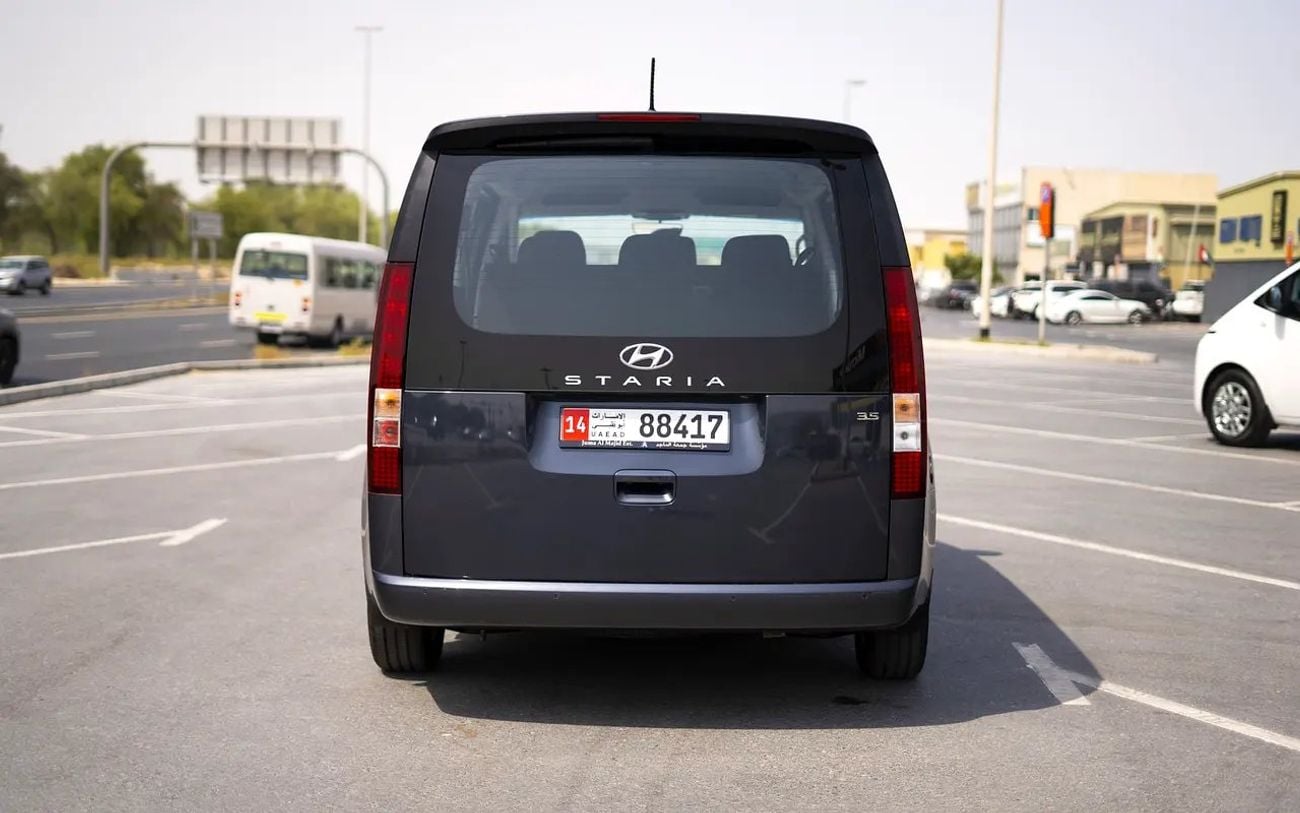 Hyundai Staria Comfort 3.5L (9 Seater)