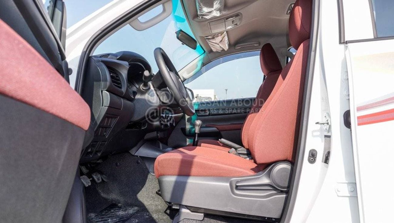 Toyota Hilux Double Cabin, 2.4L, 4x4, Diesel