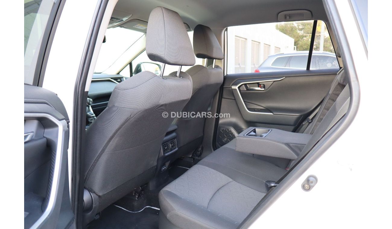 Toyota RAV4 Hybrid Germany importer