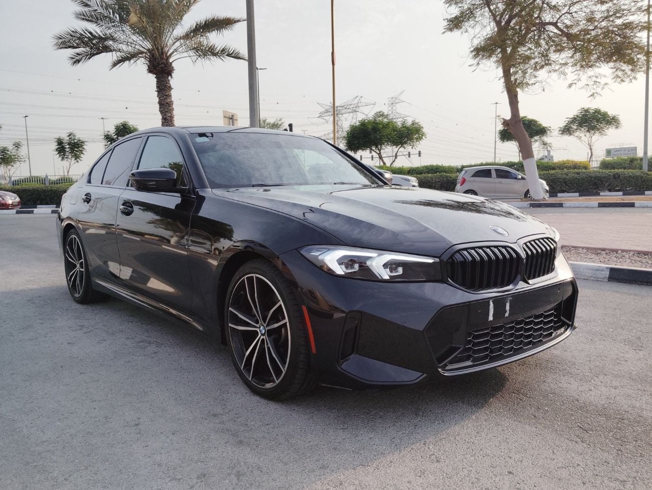 بي أم دبليو 330i M SPORT