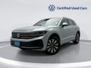 فولكس واجن طوارق | 42,100 AED SAVINGS from New Car | ONLY 3,796 KM | As-New Flagship Luxury | Warranty and Free Servi