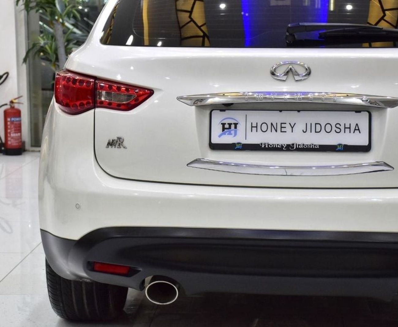 Infiniti QX70 EXCELLENT DEAL for our Infiniti QX70 ( 2020 Model ) in White Color GCC Specs