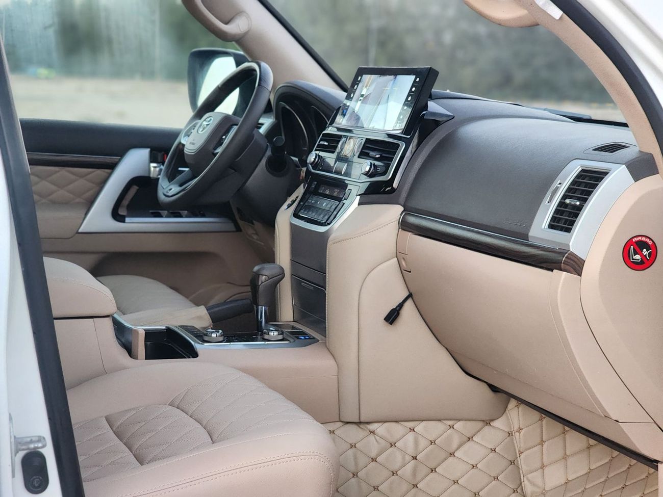 Toyota Land Cruiser VX.R V8 upgrade 2023