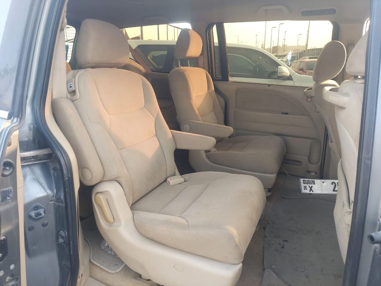 هوندا أوديسي EX 3.5L PETROL AUTOMATIC TRANSMISSION